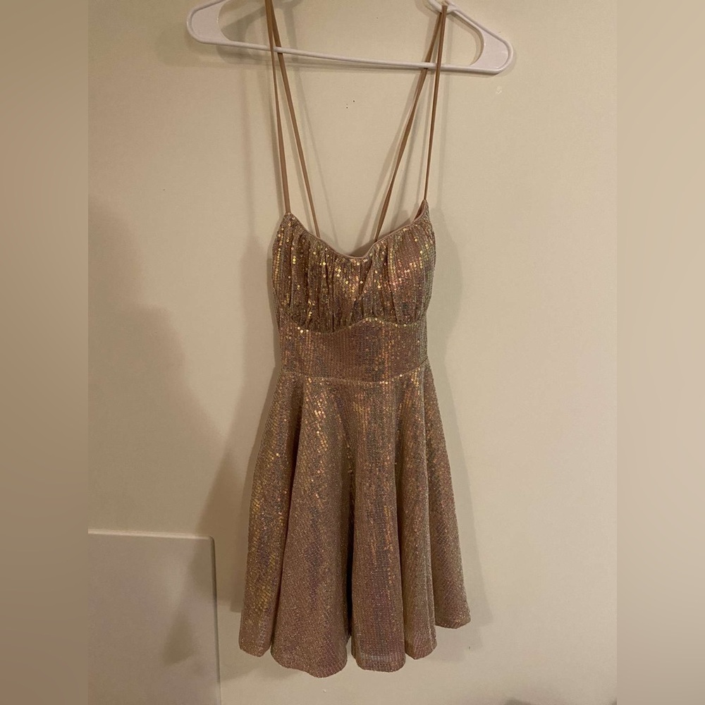 NEW Privy Womens Latte Danity Metallic Mini Dress, Sz M - Picture 4 of 4